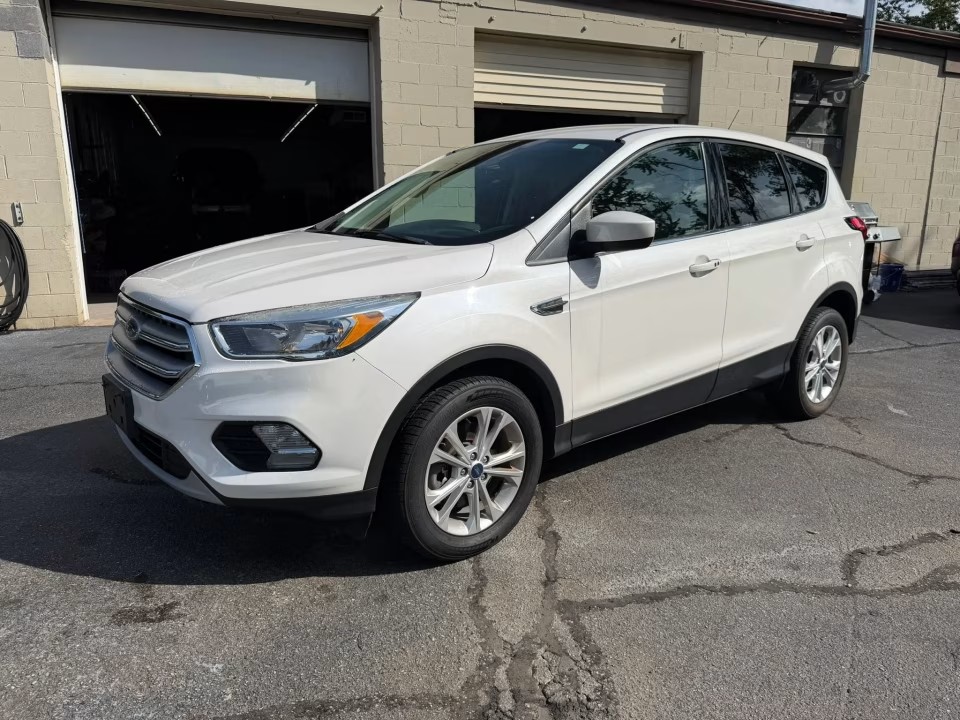 White 2019 Ford Escape SUV / Crossover All-Wheel Drive 6-Speed Automatic